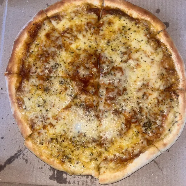 Pizza a la piedra